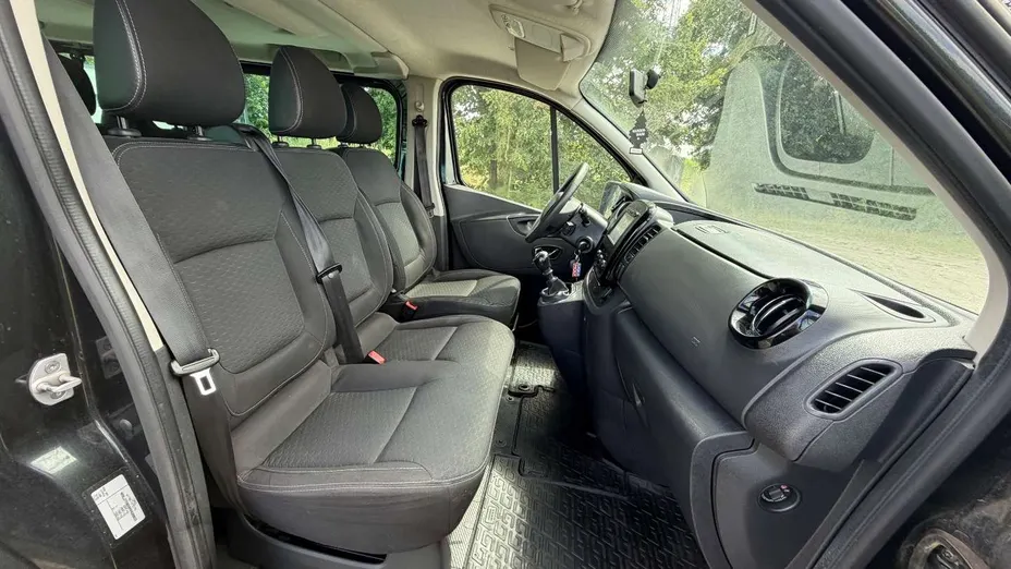 OPEL Vivaro -