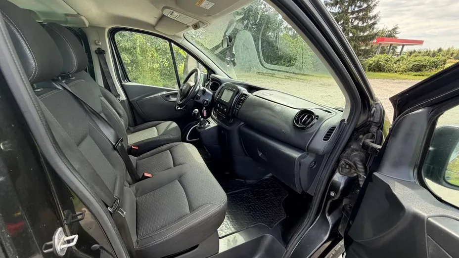 OPEL Vivaro -