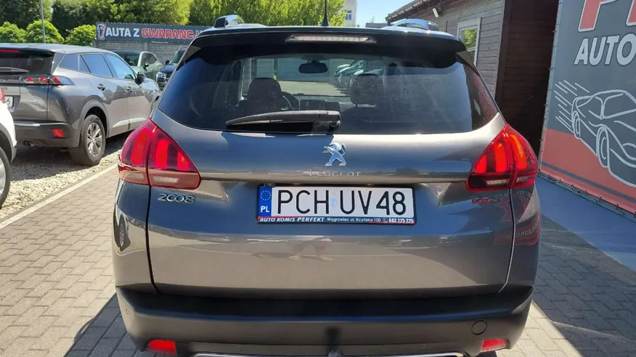 PEUGEOT 2008 -
