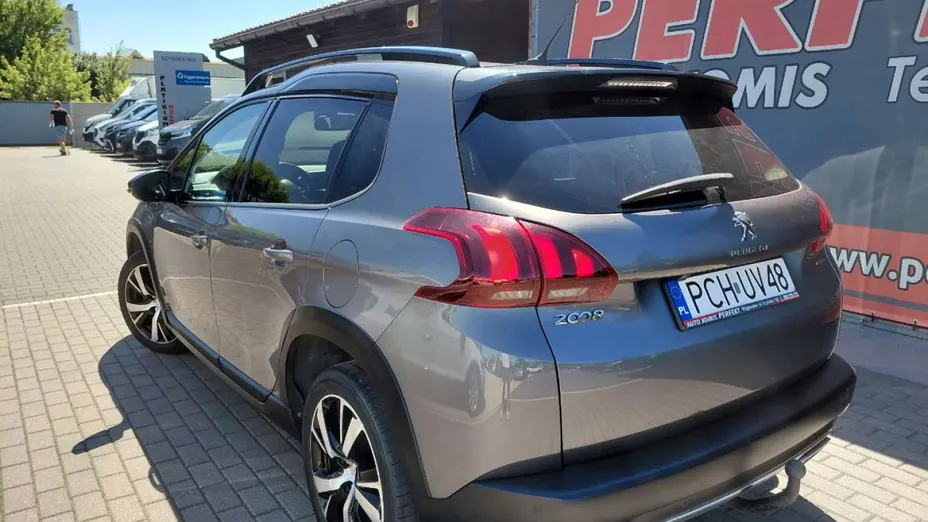 PEUGEOT 2008 -