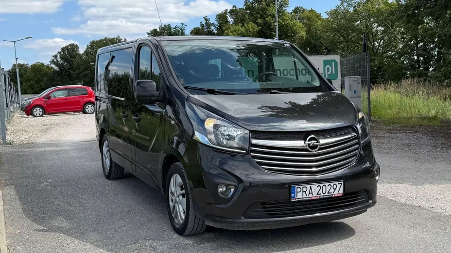OPEL Vivaro -