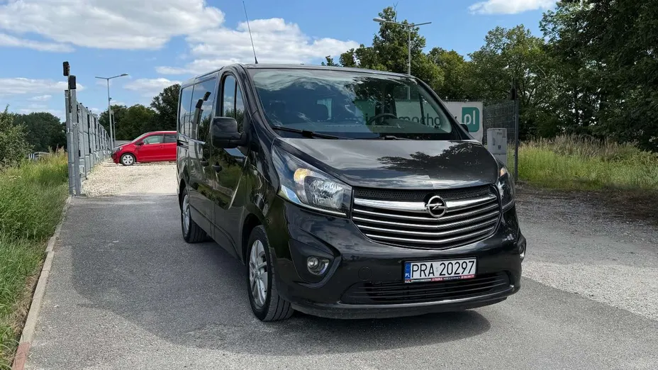 OPEL Vivaro -