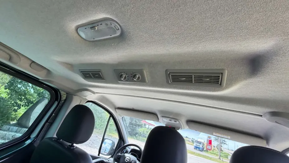 OPEL Vivaro -