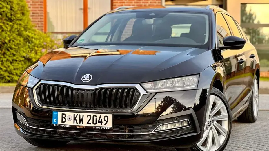 SKODA Octavia -