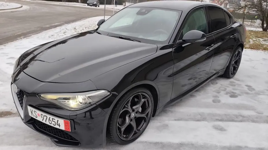 ALFA ROMEO Giulia -