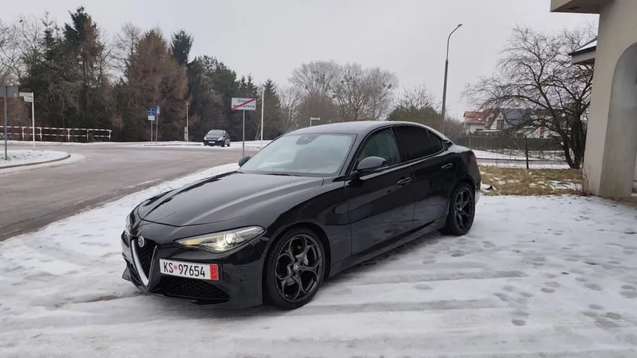 ALFA ROMEO Giulia -