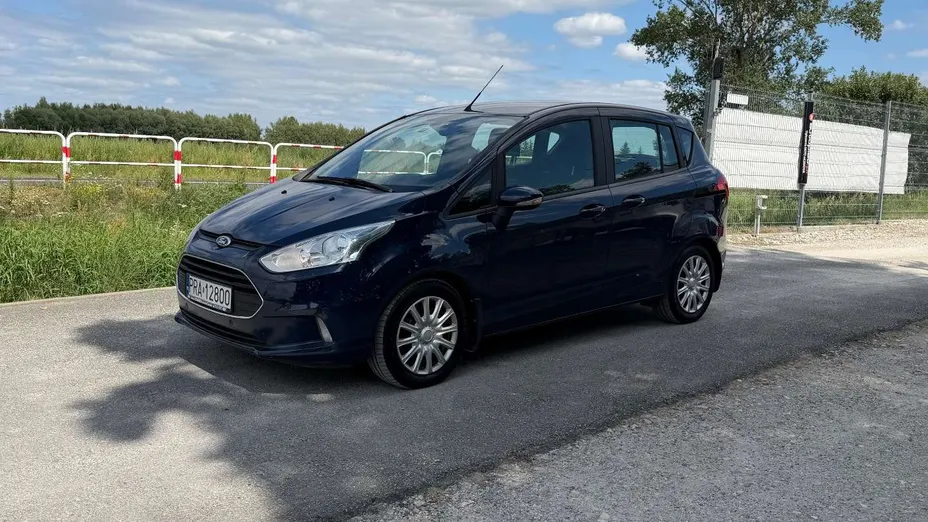 FORD B-MAX -