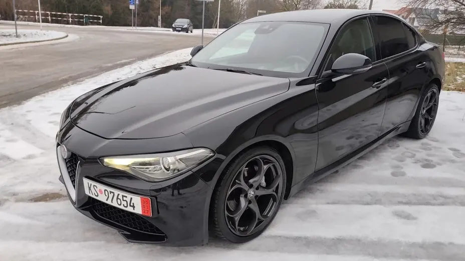 ALFA ROMEO Giulia -