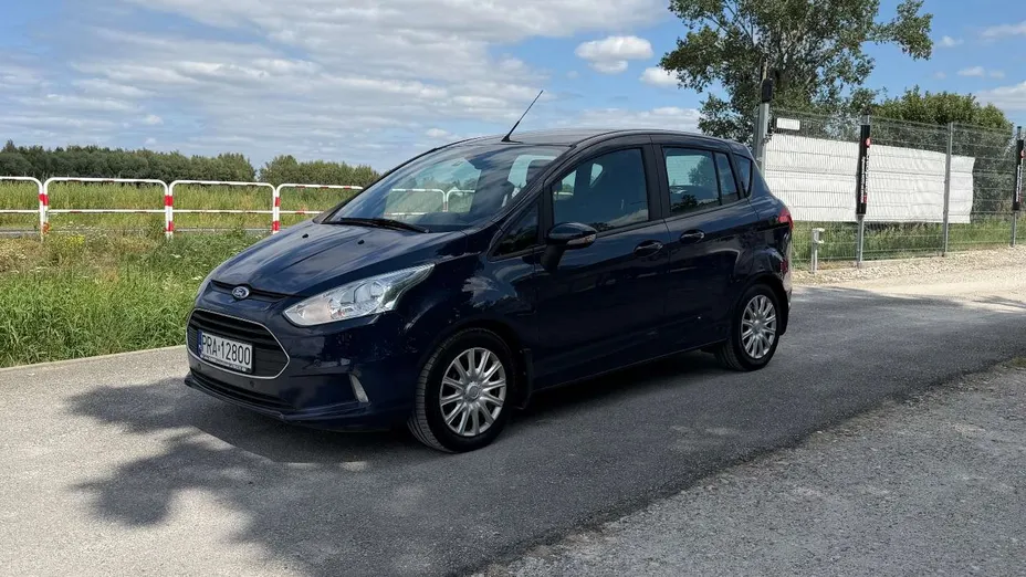 FORD B-MAX -