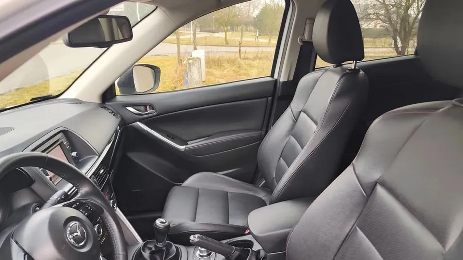 MAZDA CX-50 -