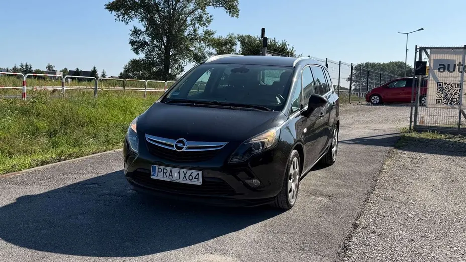 OPEL Zafira -