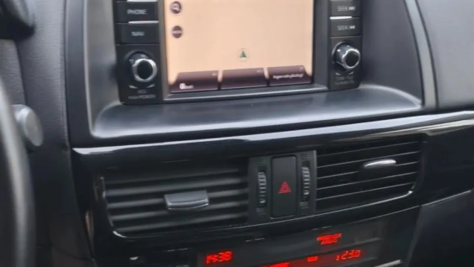 MAZDA CX-50 -