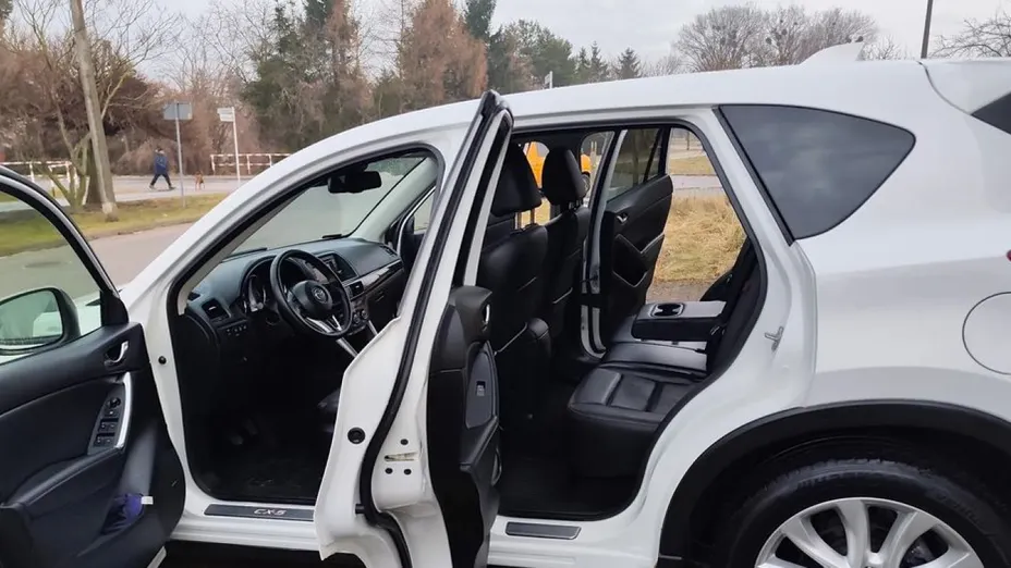 MAZDA CX-50 -