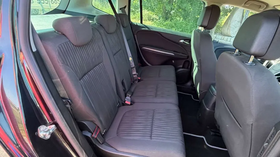 OPEL Zafira -