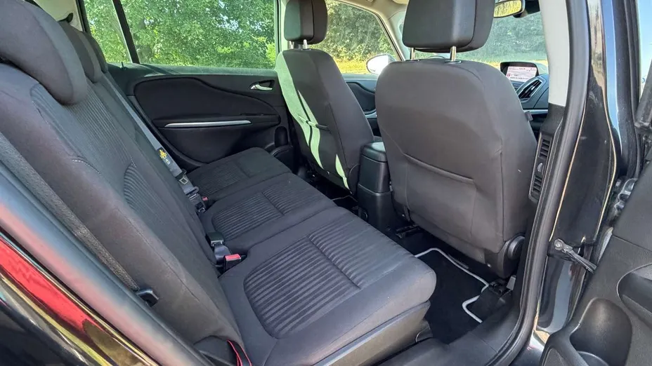 OPEL Zafira -