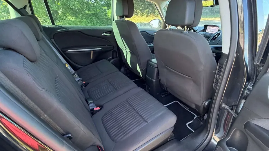 OPEL Zafira -