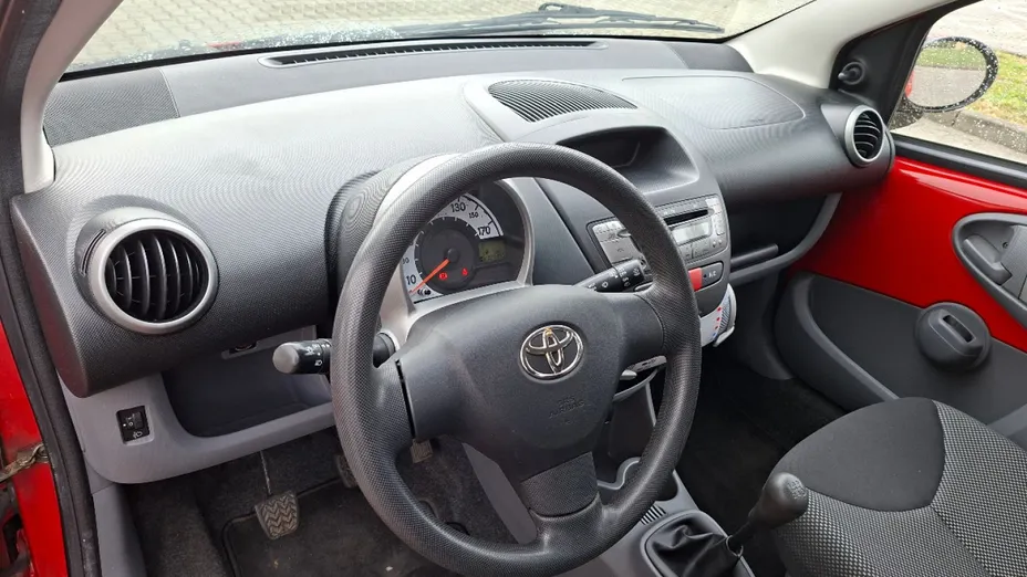 TOYOTA Aygo -