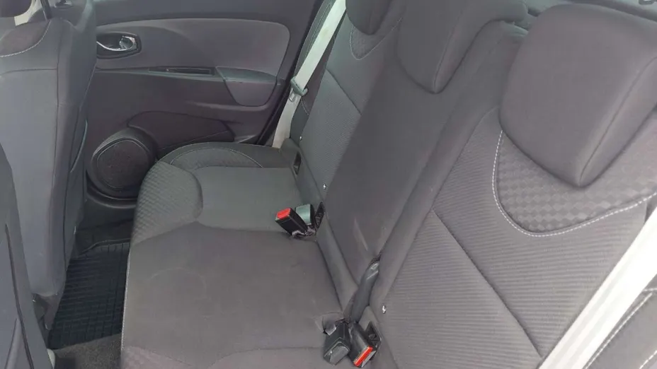 RENAULT Clio -