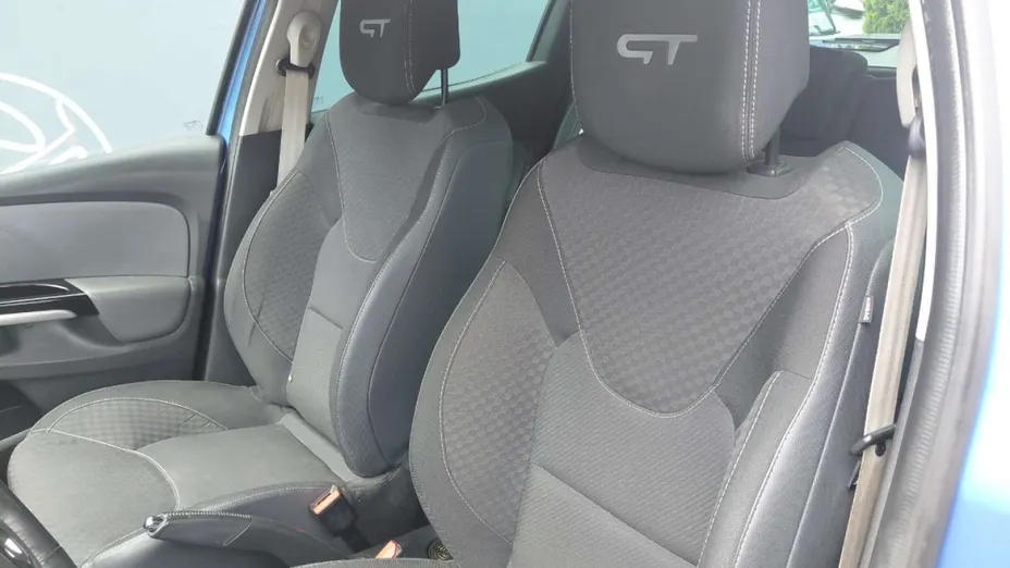 RENAULT Clio -