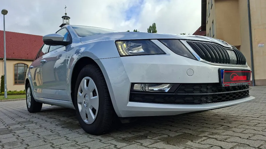 SKODA Octavia -