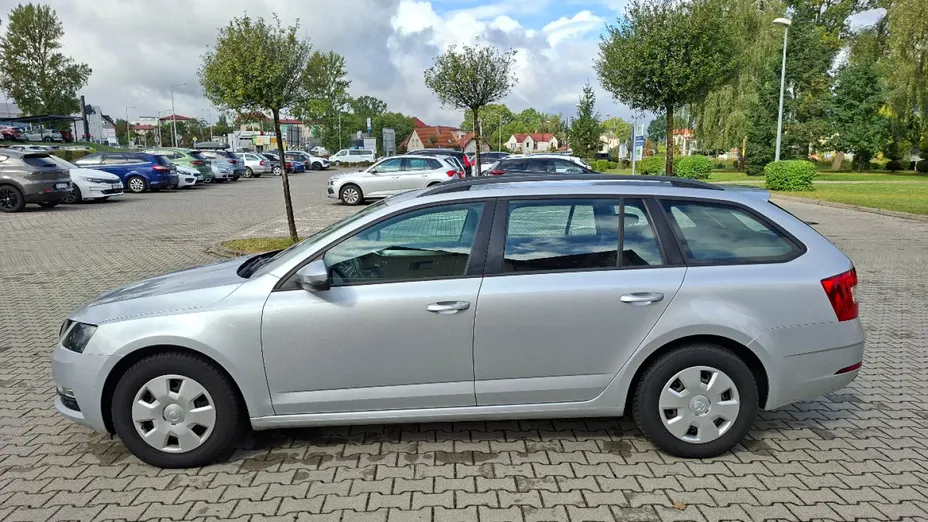 SKODA Octavia -