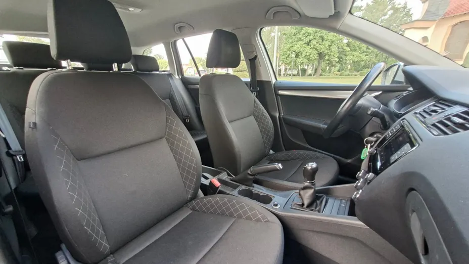 SKODA Octavia -