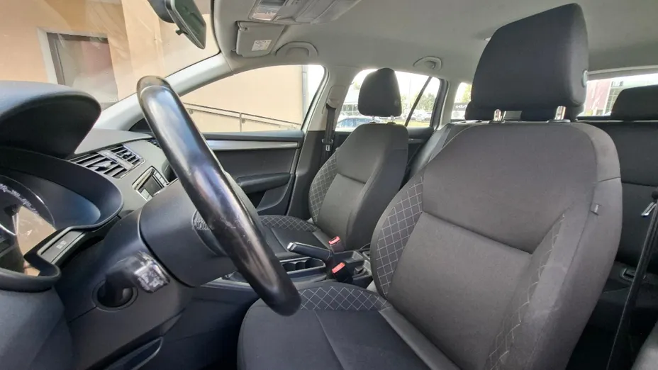 SKODA Octavia -