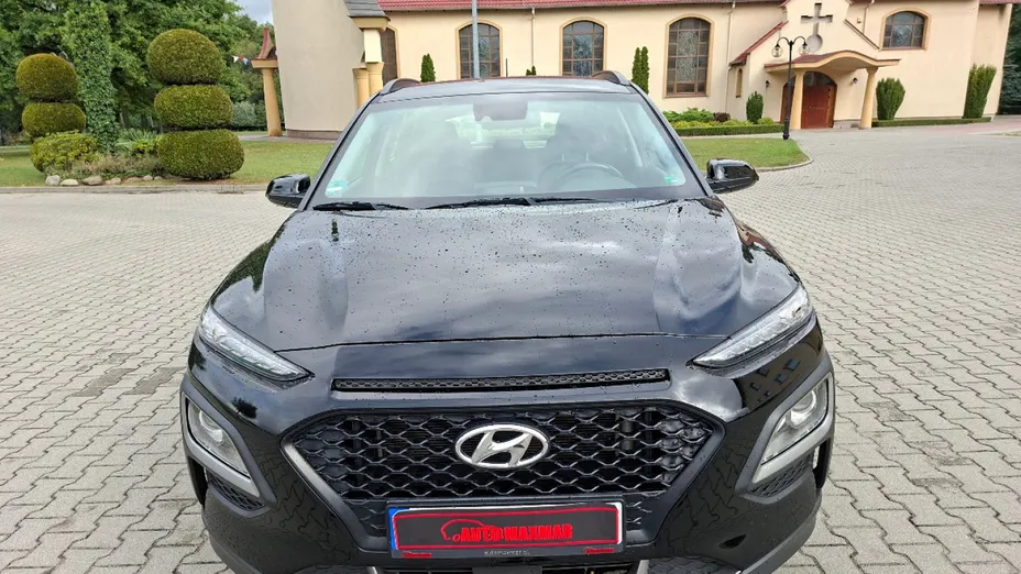 HYUNDAI Kona -