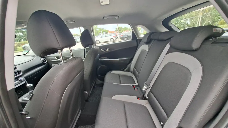 HYUNDAI Kona -