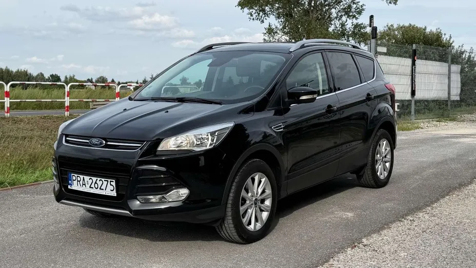 FORD Kuga -
