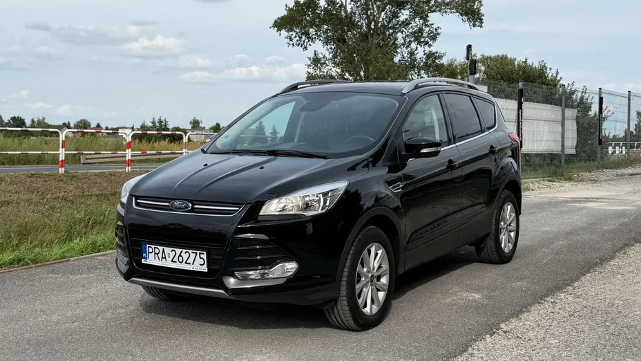 FORD Kuga -