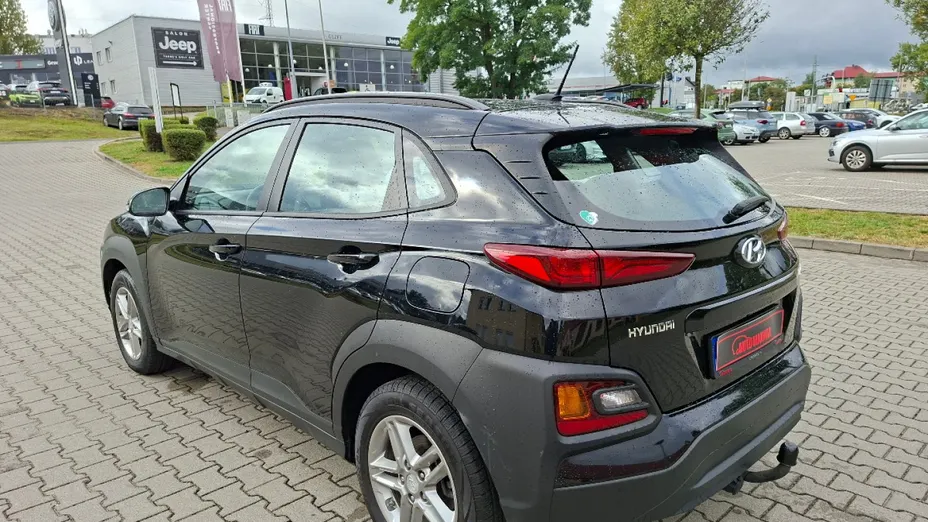 HYUNDAI Kona -