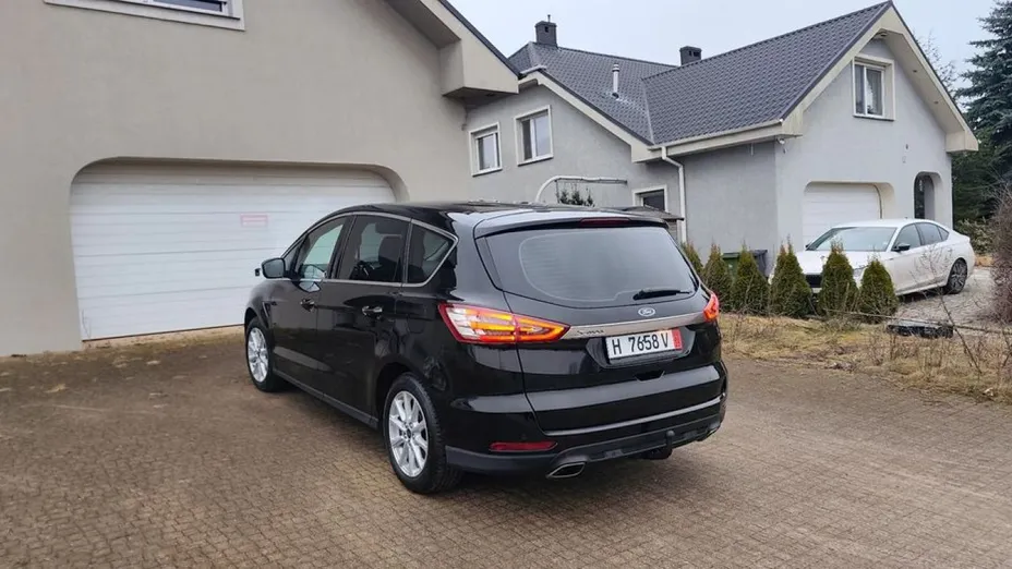 FORD S-MAX -