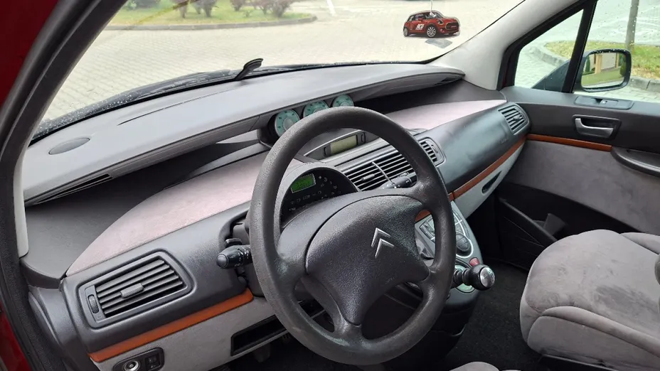 CITROEN C8 -
