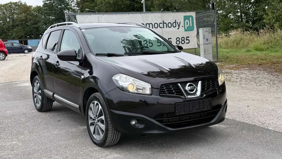 NISSAN Qashqai -