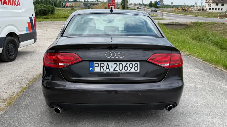 AUDI A4 -