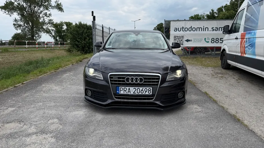 AUDI A4 -