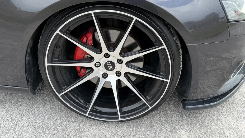 AUDI A4 -