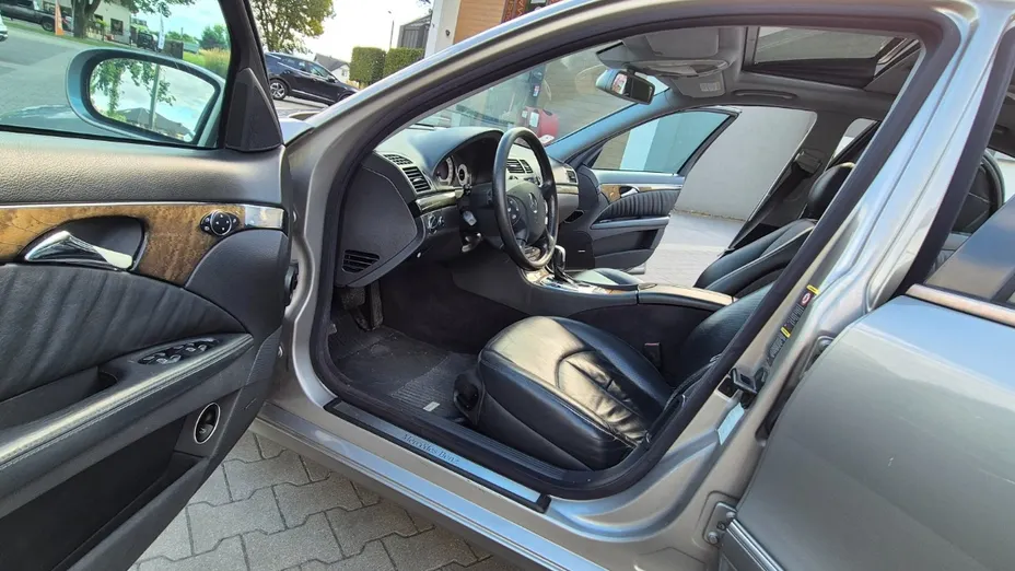 MERCEDES-BENZ E Klasa -