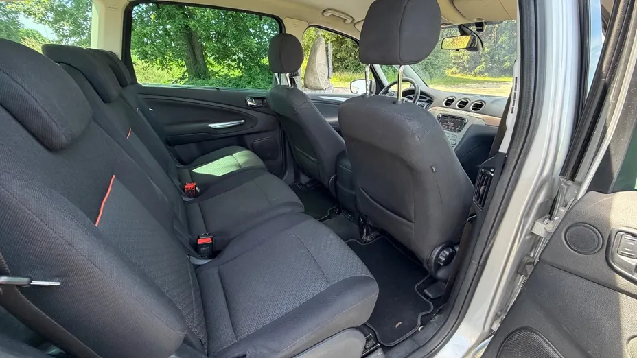 FORD S-MAX -