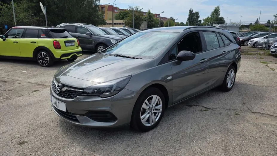 OPEL Astra -
