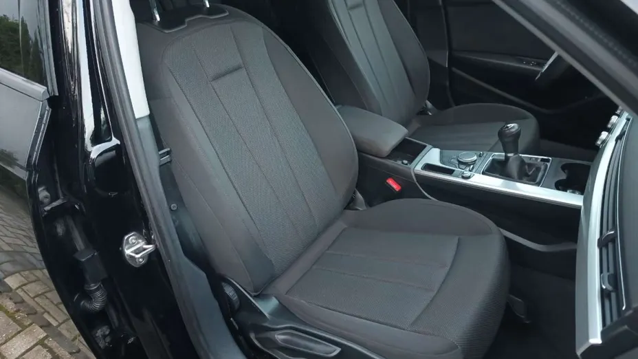 AUDI A4 -