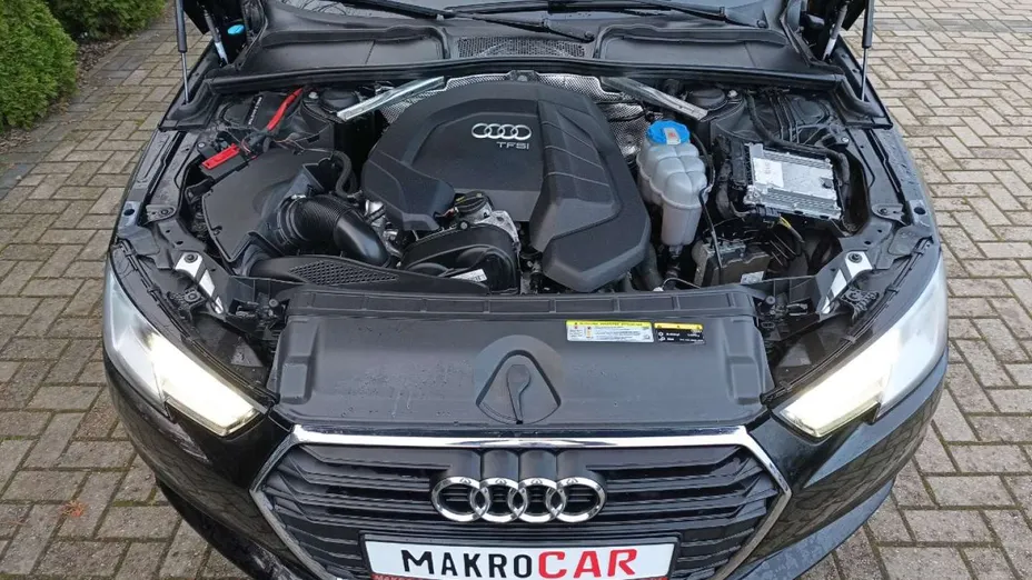 AUDI A4 -