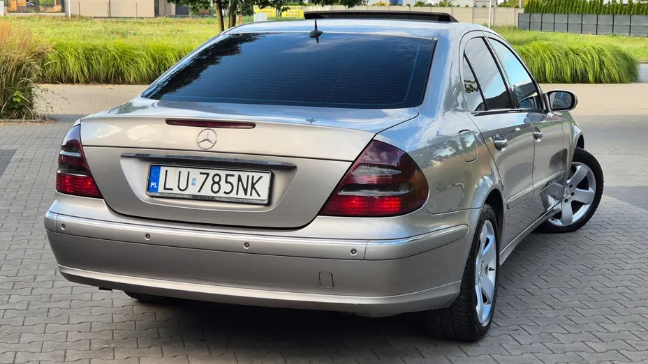 MERCEDES-BENZ E Klasa -