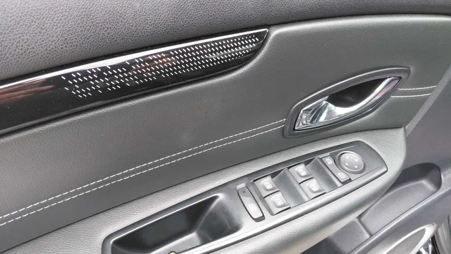 RENAULT Scenic -