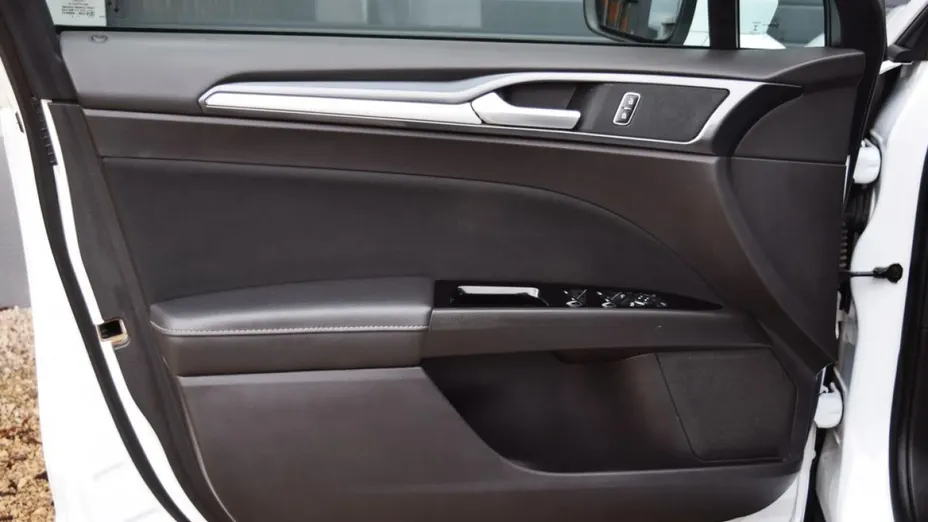 FORD Mondeo -