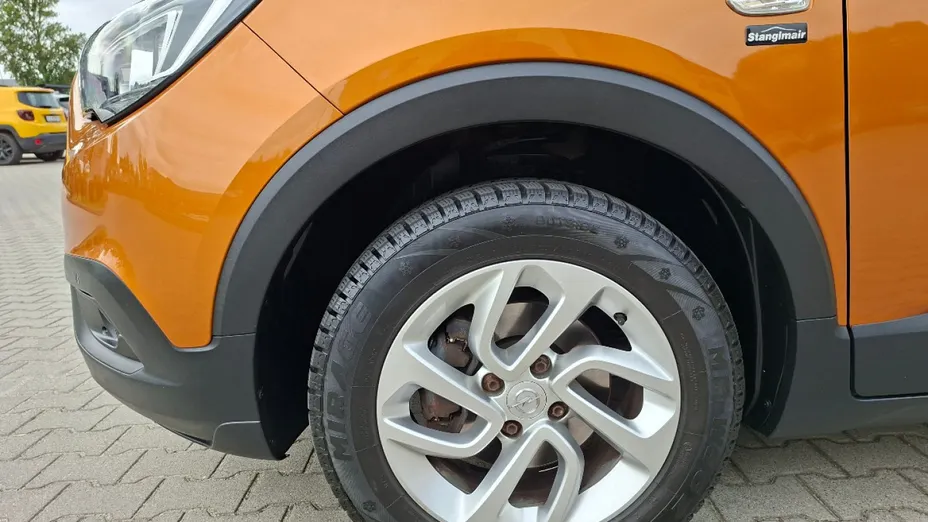 OPEL Crossland X -