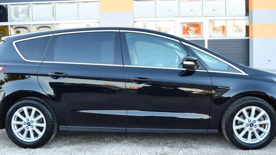 FORD S-MAX -