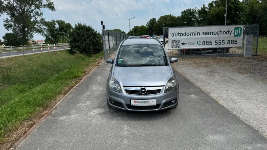 OPEL Zafira -