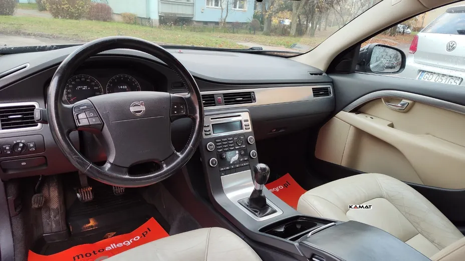 VOLVO S80 -